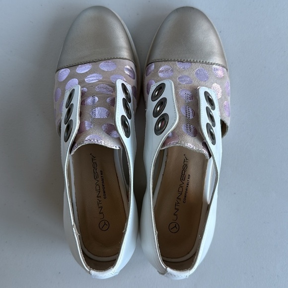 Unity in Diversity White and Gold Loafers with Unique Side Cut-Out Design - Picture 7 of 15